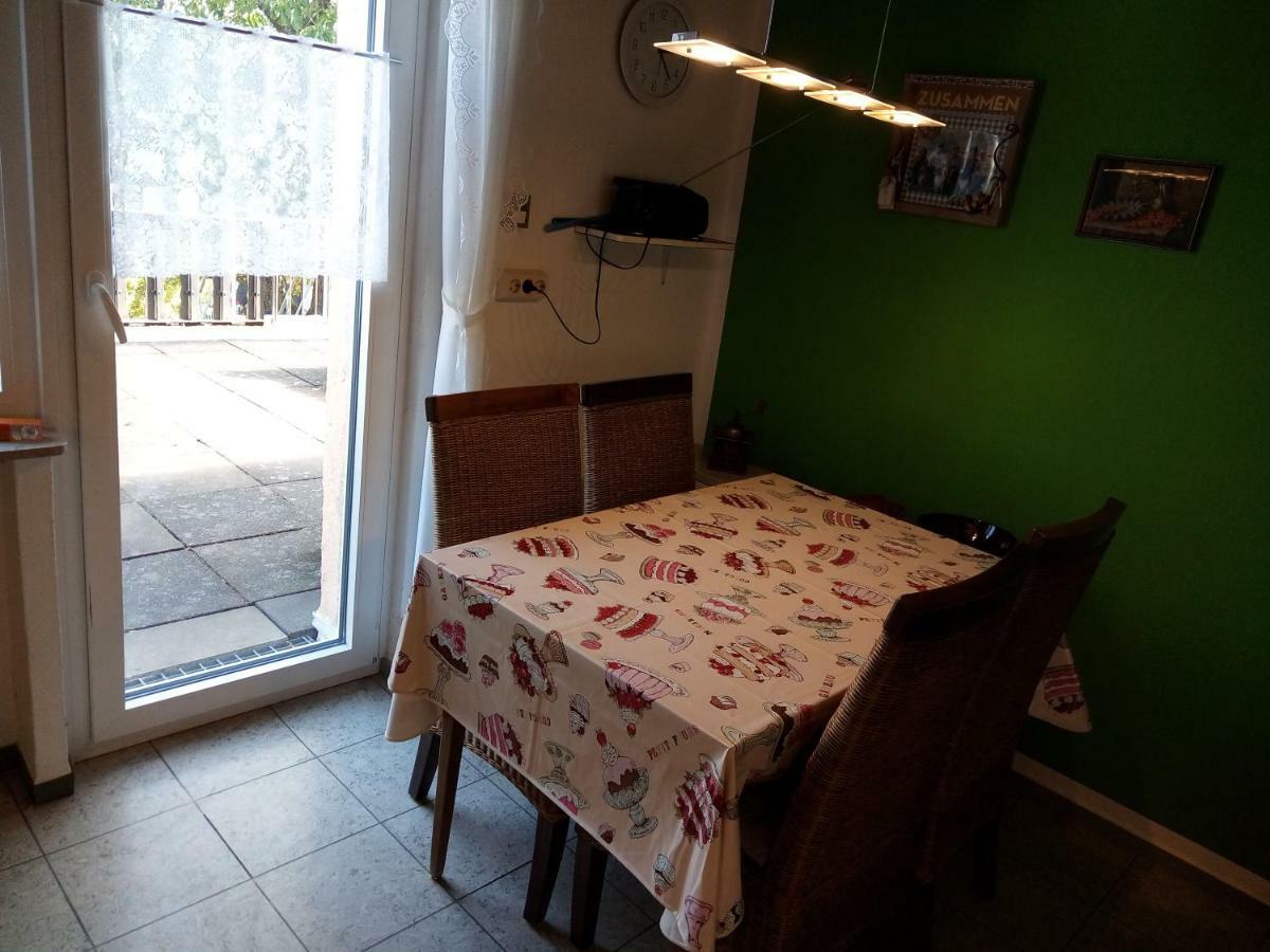 הוילה Niederburg Haus Stefanie מראה חיצוני תמונה